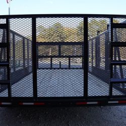 3 tomahawk trailers landscape 12kx82 rear