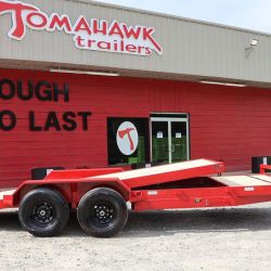 tomahawk tilt trailer side view